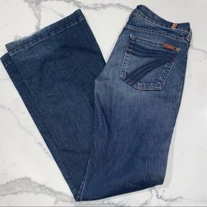 7 Bootcut Retro Jeans